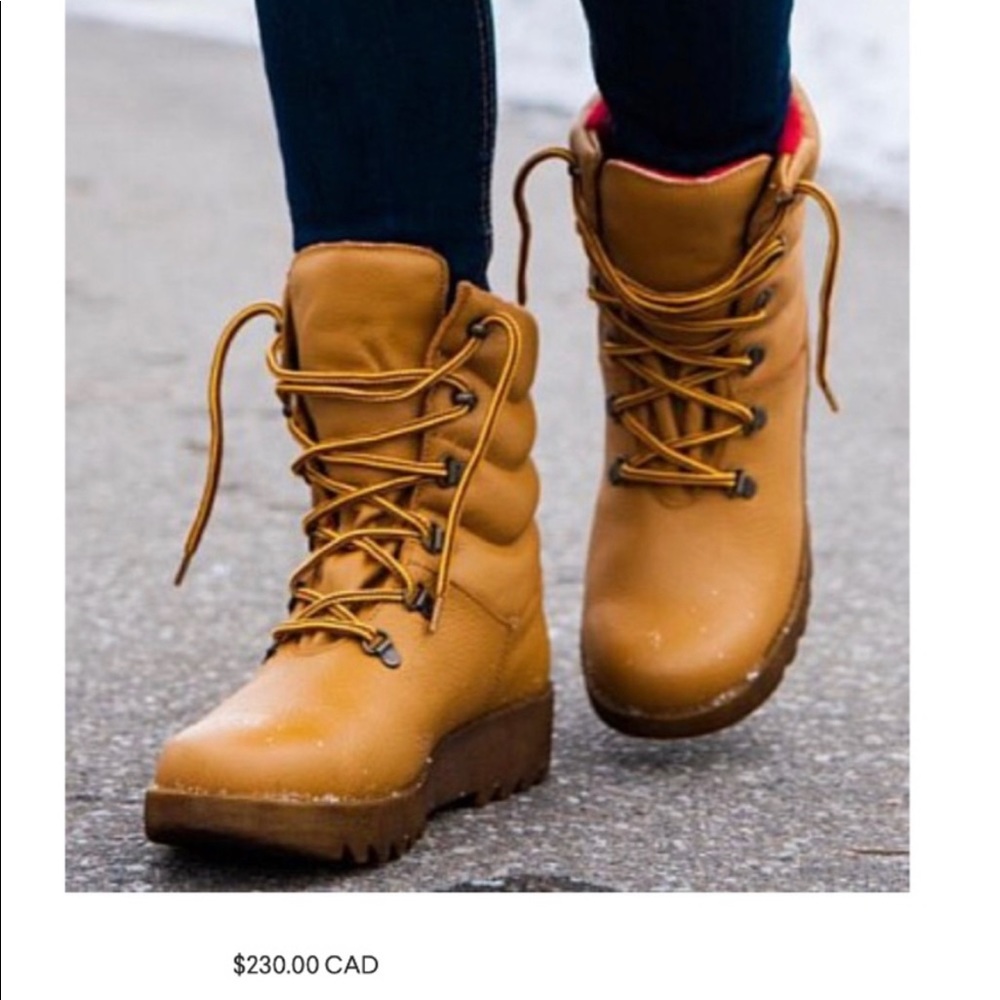 Waterproof COUGAR “the pillow” boot